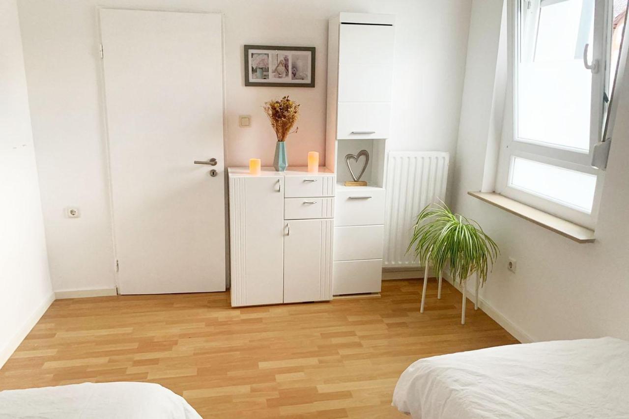 3 Bedroom Apartment In Leverkusen Exterior foto